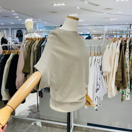 보트넥 핫픽스 니트