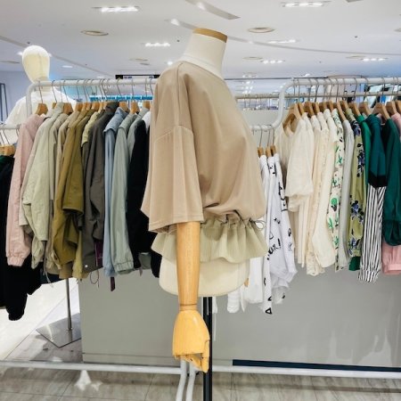 밑단 골지 배색 반팔티셔츠