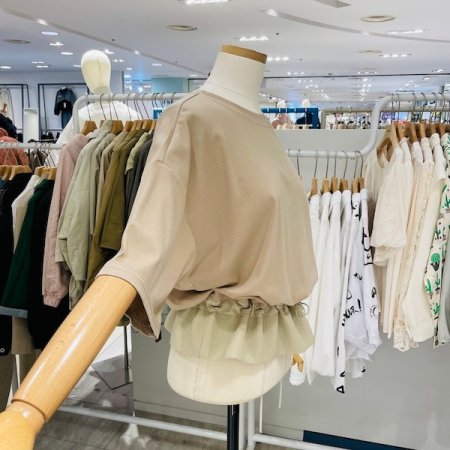 밑단 골지 배색 반팔티셔츠