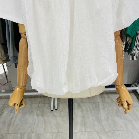 벌룬 반팔 블라우스