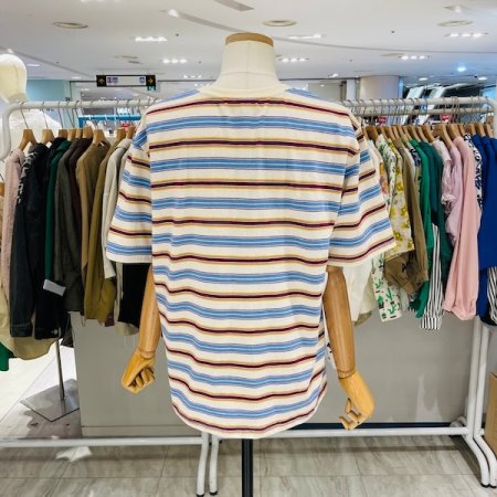 멀티컬러 반팔티셔츠