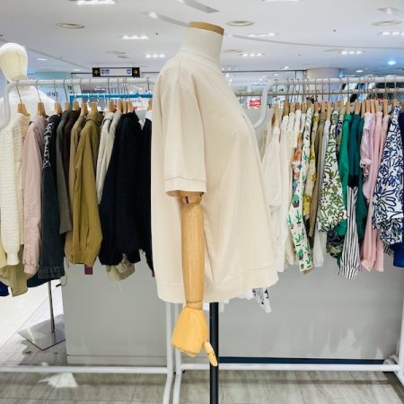 지그재그 스티치 반팔티셔츠