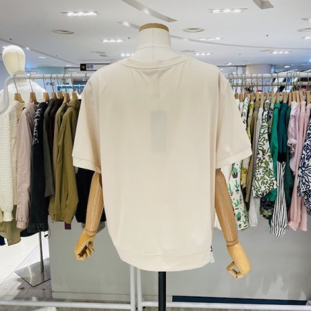 지그재그 스티치 반팔티셔츠