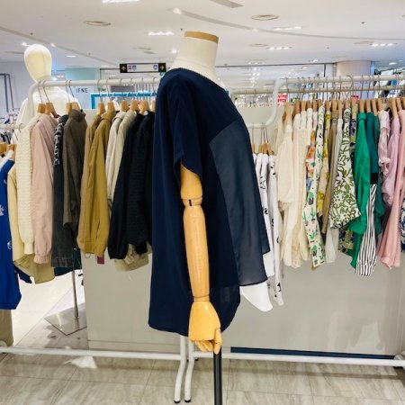 이중 쉬폰 배색 블라우스