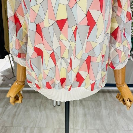 플리츠 배색 크리스탈 블라우스