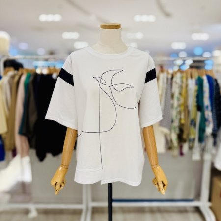 소매 배색 버드라인 티셔츠
