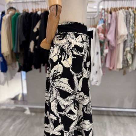 블랙 끈 밴딩 나염 팬츠