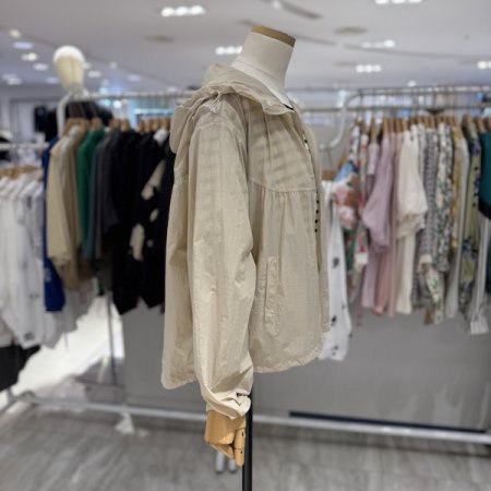 절개 포인트 후드 점퍼