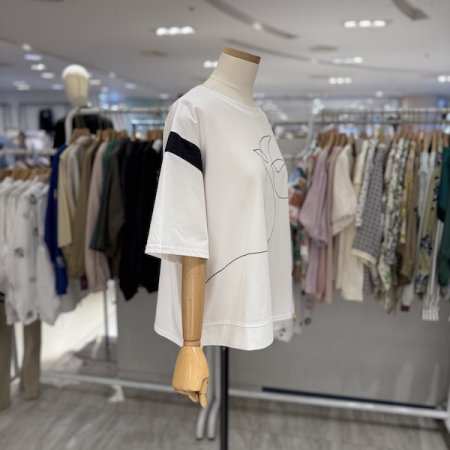버드라인 소매 배색 티셔츠