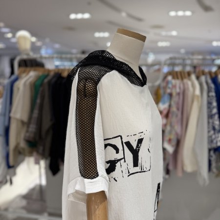 망사 포인트 후드 티셔츠