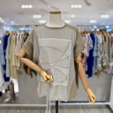 큰사각 라운드 티셔츠