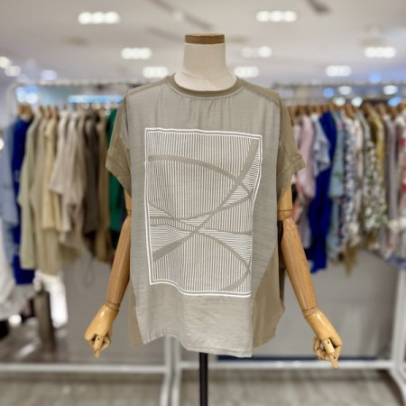 큰사각 라운드 티셔츠