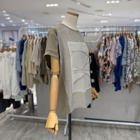 큰사각 라운드 티셔츠