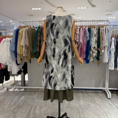 스퀘어 나염 민소매 원피스