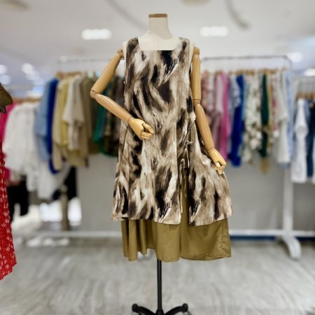 스퀘어 나염 민소매 원피스