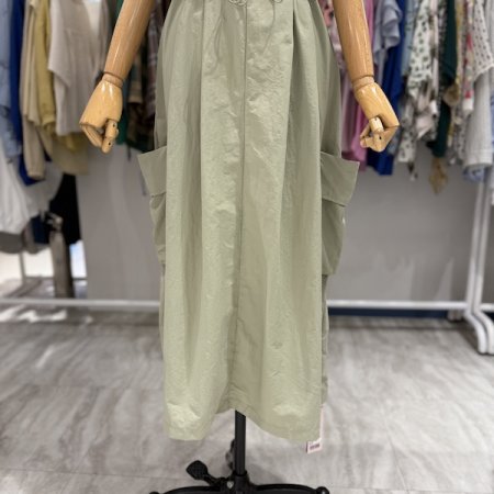 바스락 V넥 셔링 원피스