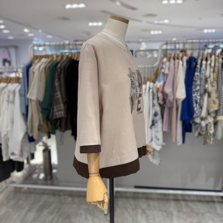 7부 끝단 배색 티셔츠