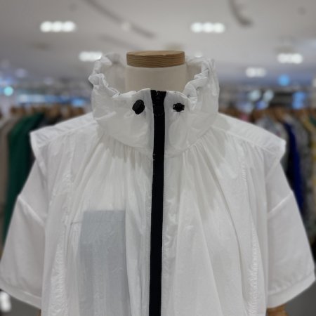 카라 밑단 스트링 베스트