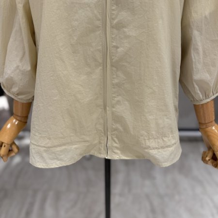 카라 밑단 스트링 점퍼