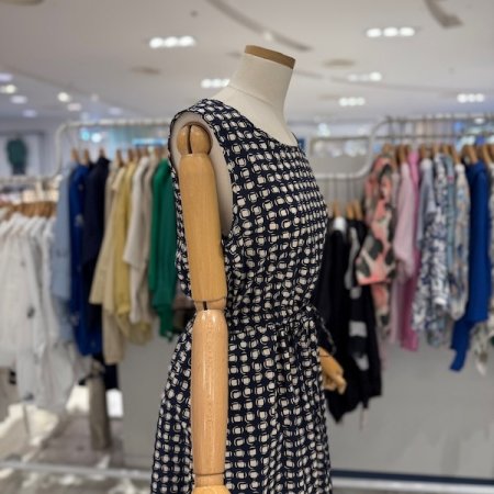 허리 쪼임끈 원피스