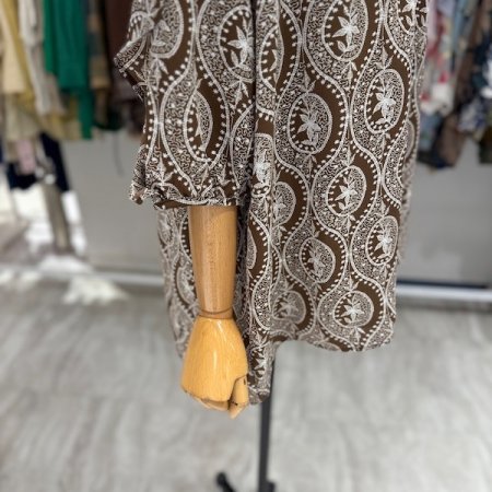 소매 벌룬 나염 블라우스