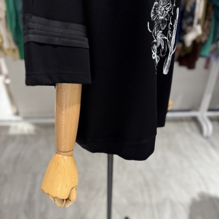 소매 포인트 반팔티셔츠