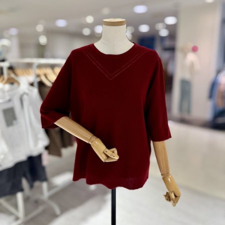 브이 짜임 니트