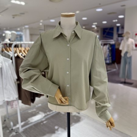 라운드 스티치 크롭 셔츠