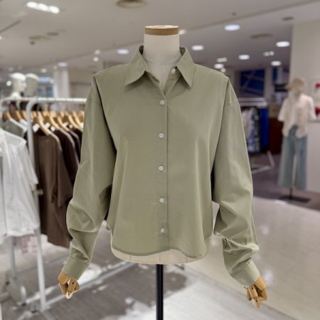 라운드 스티치 크롭 셔츠