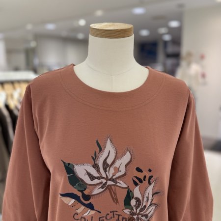 플라워 소매 꼬임 티셔츠