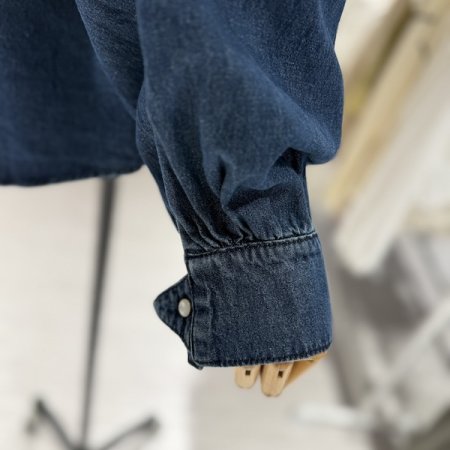 그라데이션 워싱 데님셔츠