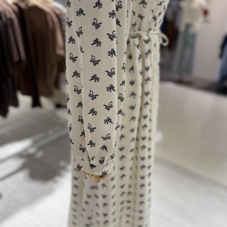 리본 패턴 허리끈 원피스