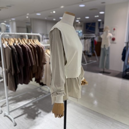 스트라이프 셔츠 배색 니트