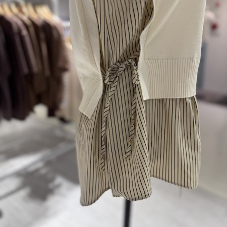 스트라이프 셔츠 배색 니트