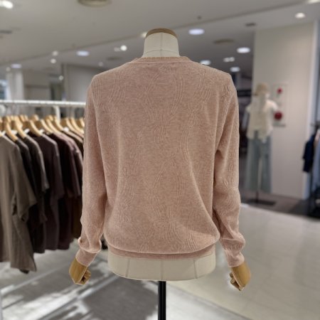 브로치 물결카라 니트