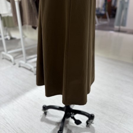 스카치 핀턱 벨트 스커트