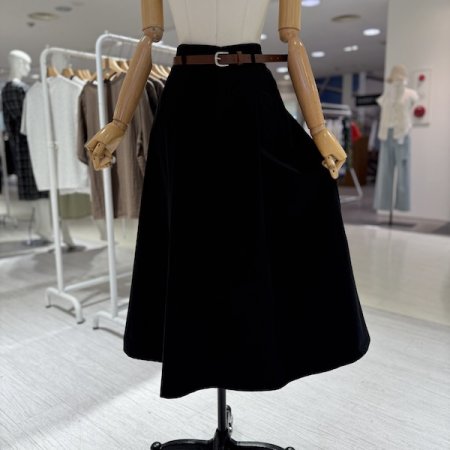 스카치 핀턱 벨트 스커트