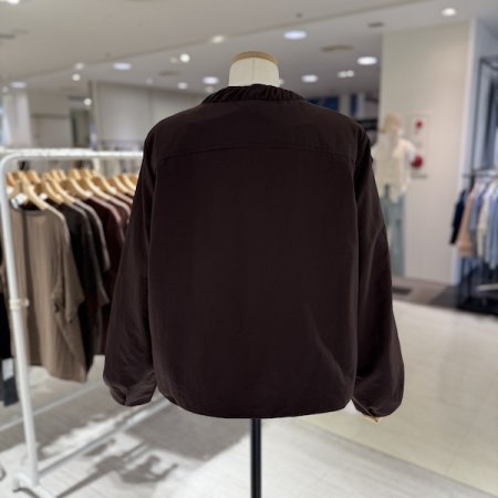 노카라 프릴 코팅 자켓