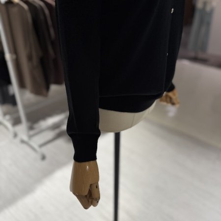 하리브 카라 니트