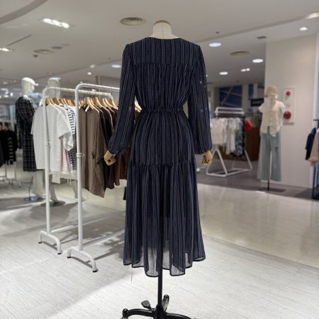 브이넥 긴데코 원피스