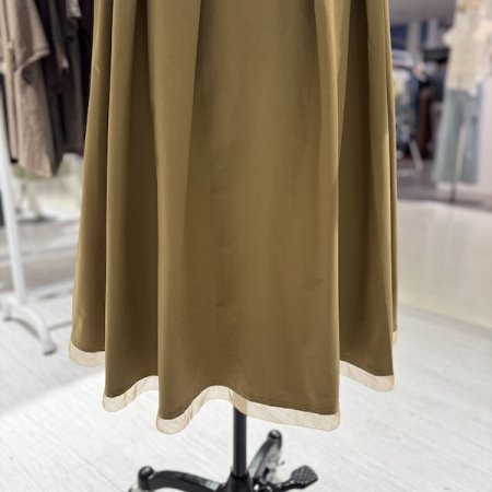 퍼빗 레터링 밴딩 스커트