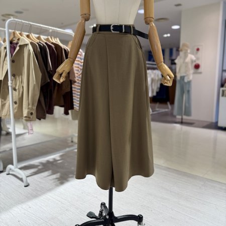 절개 벨트 스커트