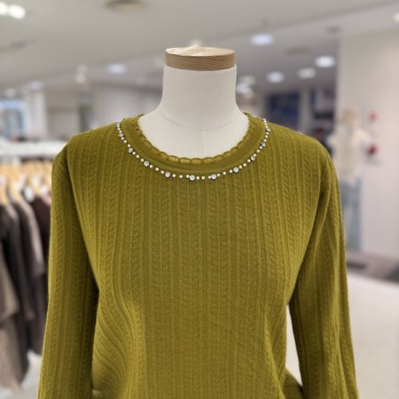 진주넥 라운드 니트