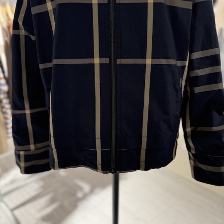 반 후드 체크 점퍼