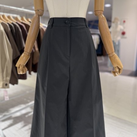 단추 핀턱 와이드 팬츠