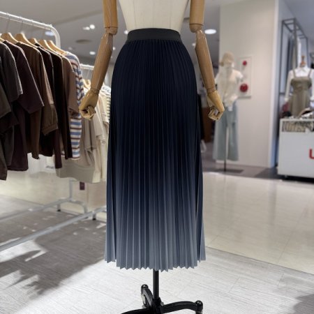 그라데이션 주름 스커트