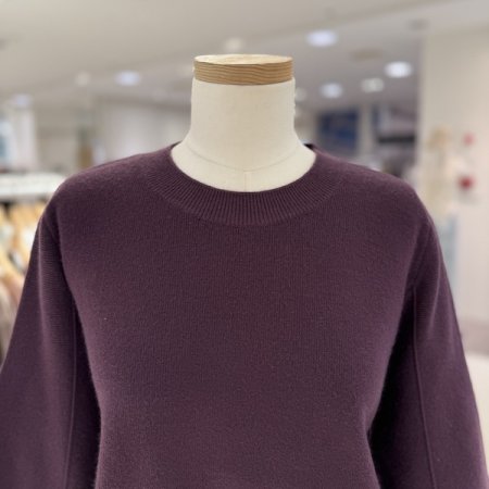 핀턱 소매 벌룬 니트