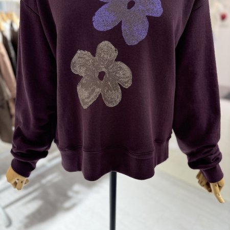 투 플라워 맨투맨