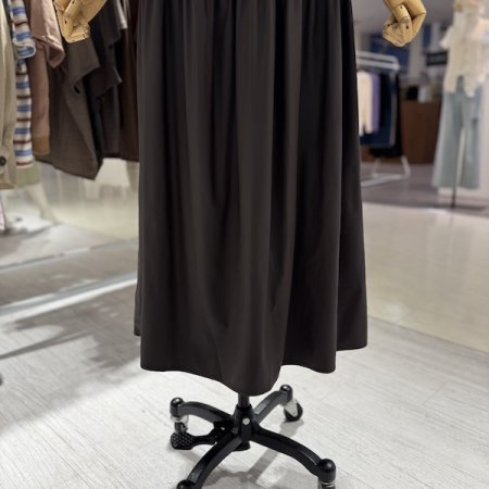 하이 셔링 가죽 스커트