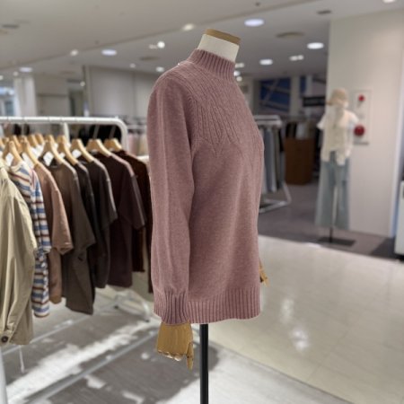 하프 잔사슬 반폴라 니트